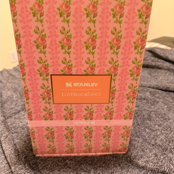 Brand New in Box Stanley x LoveShackFancy Pink and Gold Floral Tumbler 40oz - Picture 2 of 7